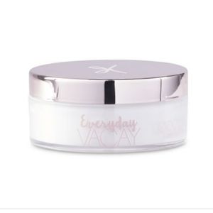 Ciate London everyday vacay coconut setting powder